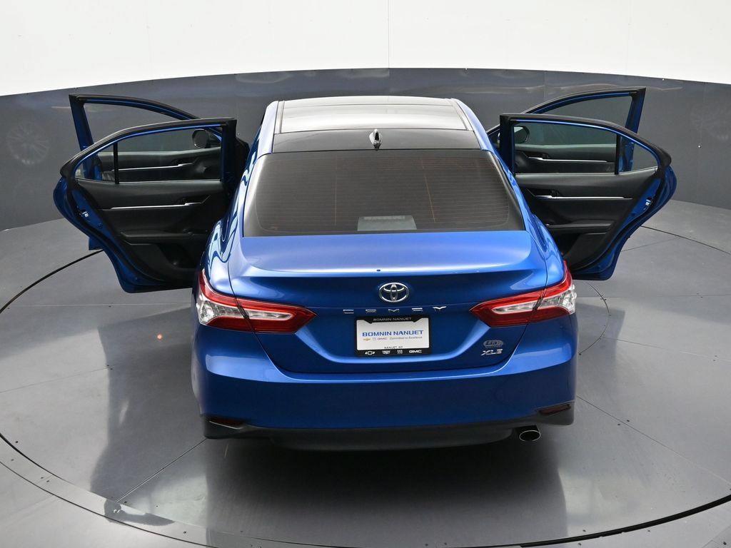 Used 2019 Toyota Camry XLE FWD image 36