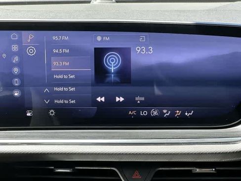Used 2024 Buick Envision Preferred AWD/4WD image 11