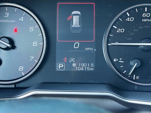 Certified 2025 Subaru Outback Onyx Edition image 38