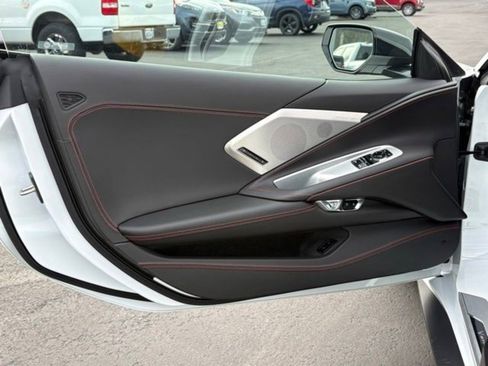 Used 2023 Chevrolet Corvette Stingray Premium Cpe image 12