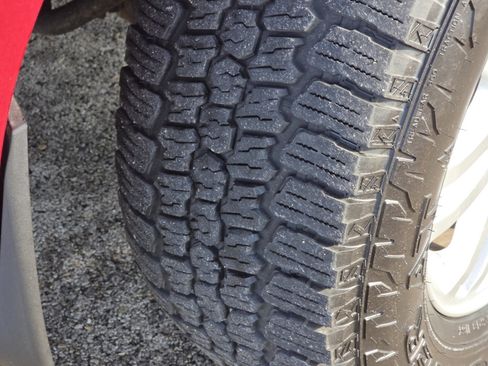 Used 2013 Ford F150 Lariat w/ Mid Equipment Group image 11