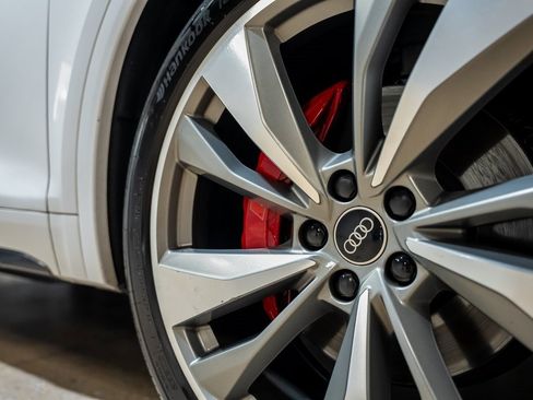 Used 2021 Audi SQ5 Prestige w/ Prestige Package image 23