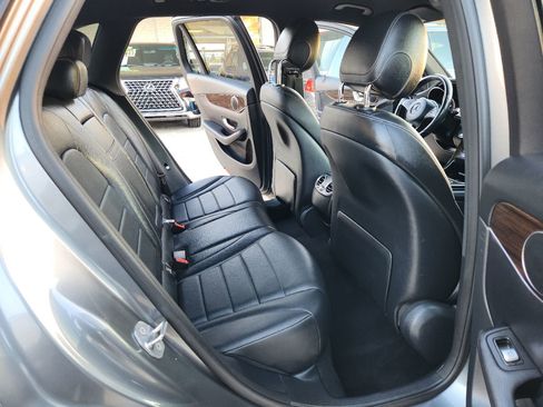 Used 2017 Mercedes-Benz GLC 300 image 12