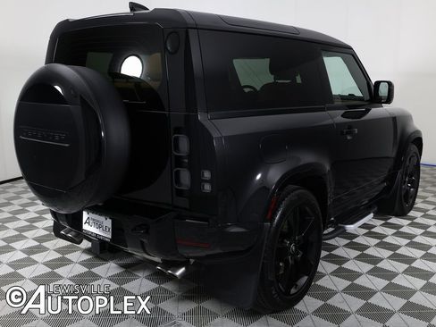 Used 2024 Land Rover Defender 90 V8 image 5