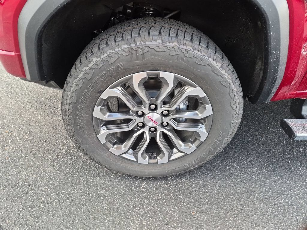 New 2026 GMC Canyon Denali AWD/4WD image 14