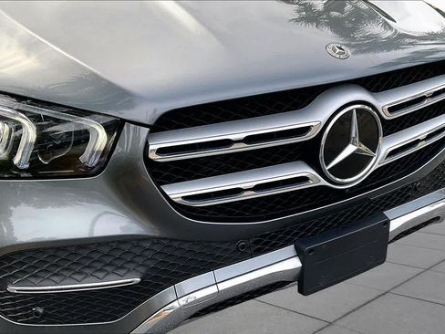 Used 2022 Mercedes-Benz GLE 350 4MATIC w/ Premium Package image 30
