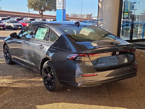 New 2025 Honda Accord SE image 2