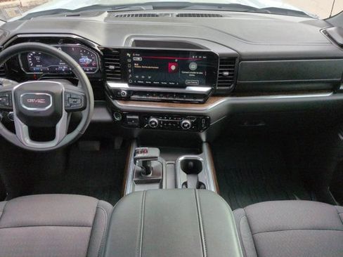 Used 2024 GMC Sierra 1500 Elevation w/ Preferred Package AWD/4WD image 15