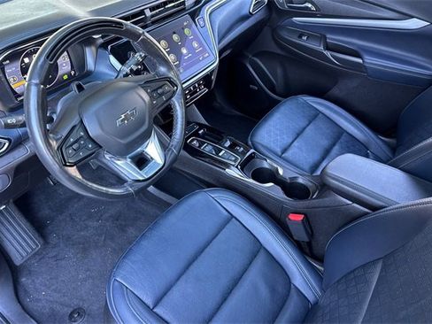 Used 2022 Chevrolet Bolt EUV Premier w/ Sun & Sound Package image 10