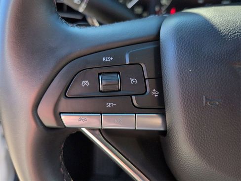 Used 2025 Cadillac XT6 Luxury image 10