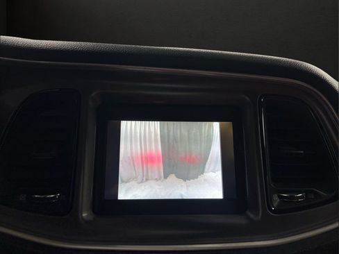 Used 2019 Dodge Challenger SXT RWD image 28