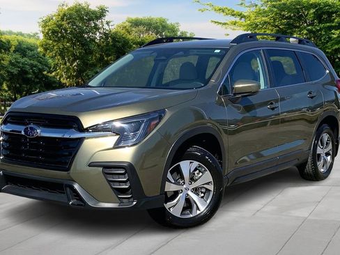 Used 2025 Subaru Ascent Premium image 1
