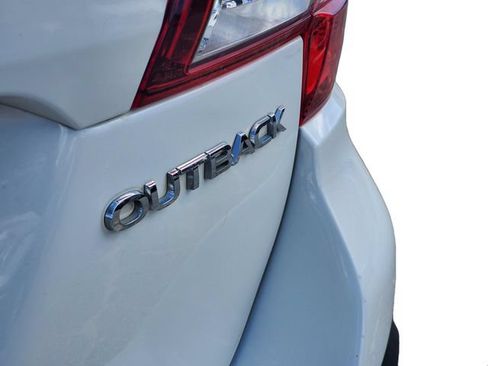 Used 2018 Subaru Outback 2.5i Premium AWD/4WD image 27