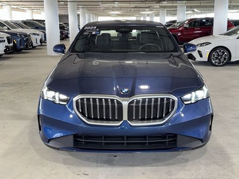 Used 2024 BMW 530i xDrive w/ Convenience Package AWD/4WD image 2