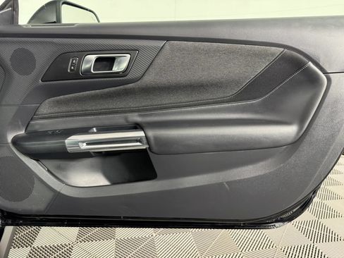 Used 2025 Ford Mustang Coupe RWD image 35