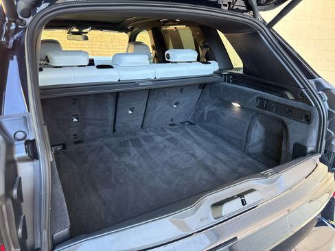 Certified 2025 BMW X5 M60i image 17