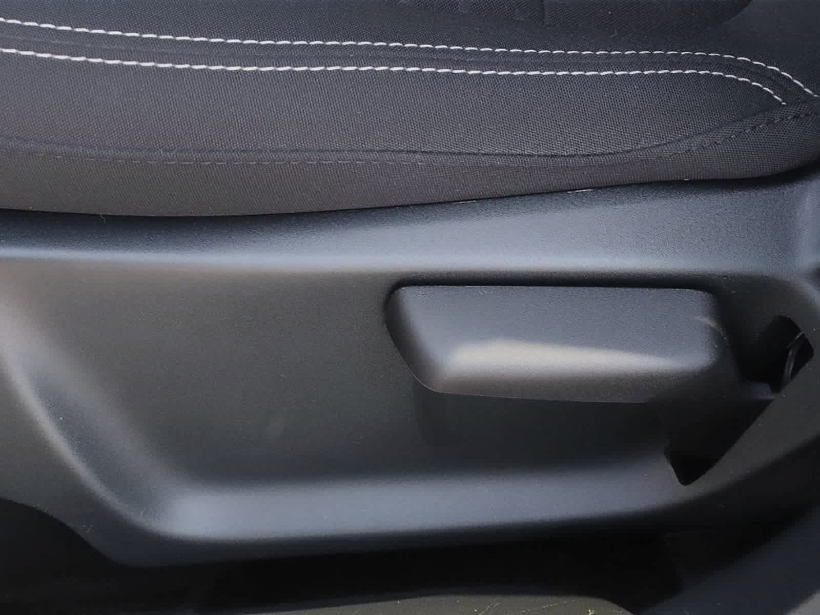 Used 2025 Ford Escape Active FWD image 29