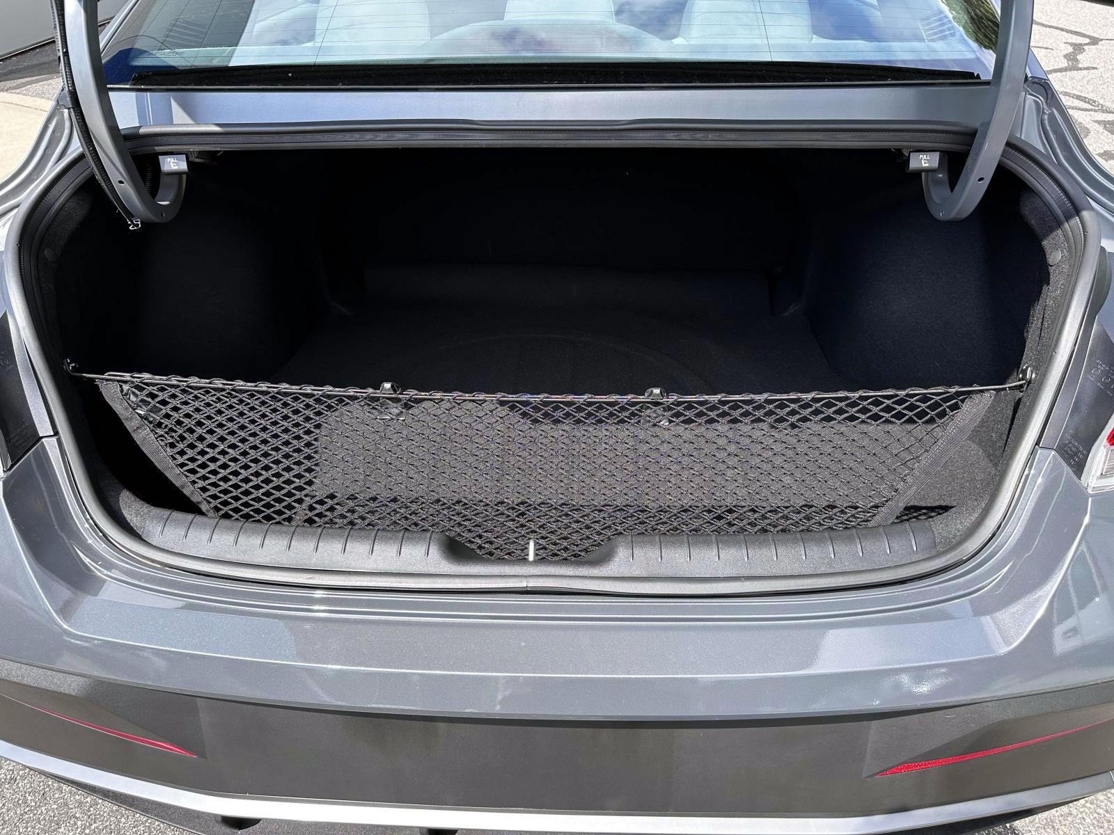 Used 2025 Hyundai Elantra Sport FWD image 7
