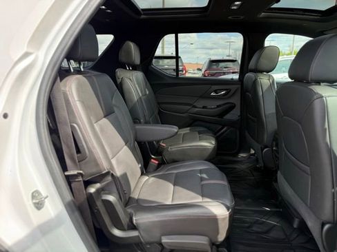 Used 2023 Chevrolet Traverse RS w/ LPO, Floor Liner Package AWD/4WD image 21