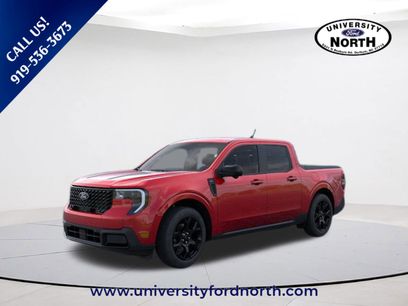 New 2025 Ford Maverick Lariat w/ Black Appearance Package