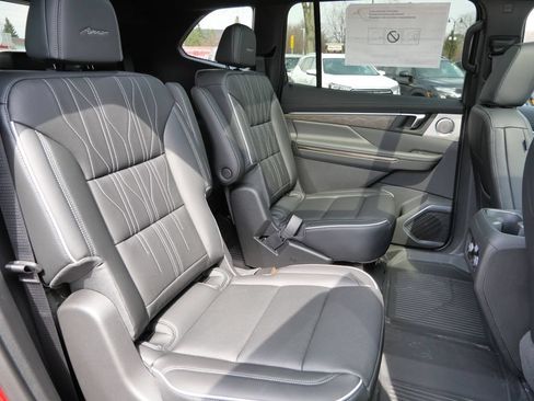 New 2026 Buick Enclave Avenir w/ Super Cruise Package AWD/4WD image 33
