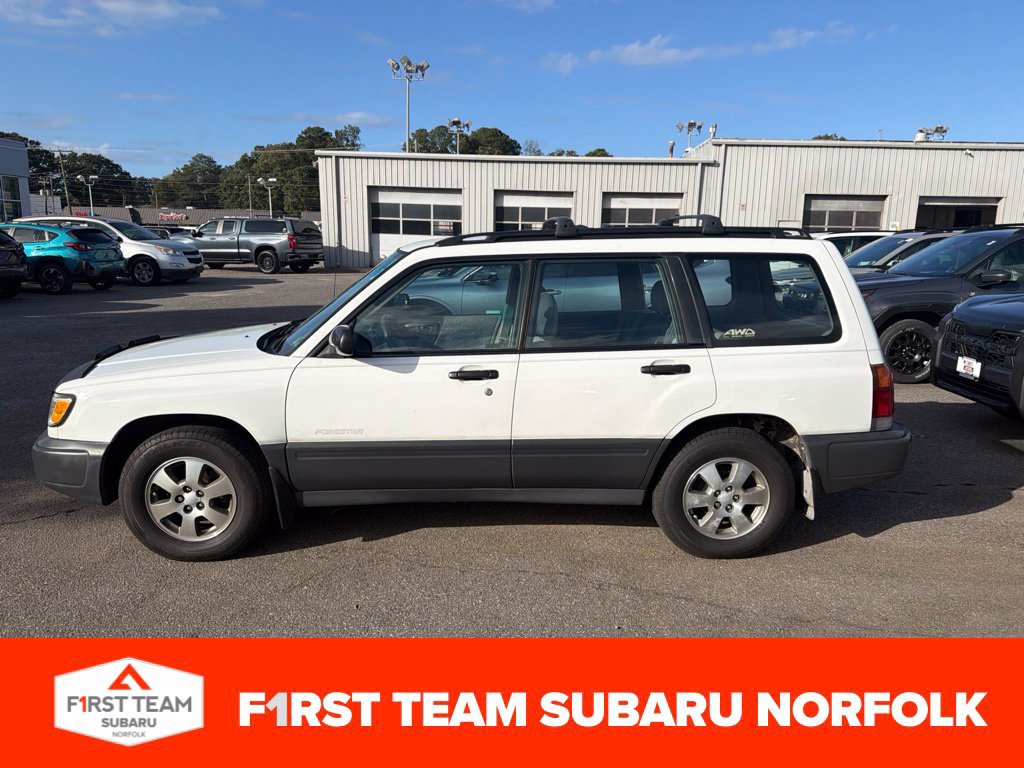 Used 1998 Subaru Forester L AWD/4WD image 1