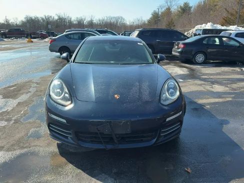 Used 2014 Porsche Panamera 4S image 2