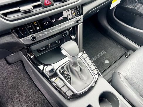 New 2026 Kia Seltos SX w/ SX Sunroof Package image 21