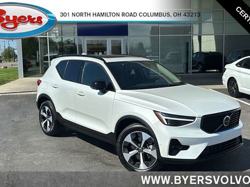 Certified 2026 Volvo XC40 B5 Plus AWD/4WD image 1