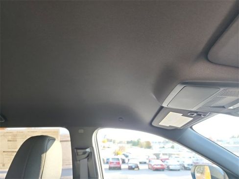 New 2026 Chevrolet Equinox LT image 16