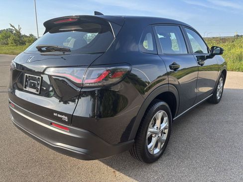 Used 2025 Honda HR-V LX image 5