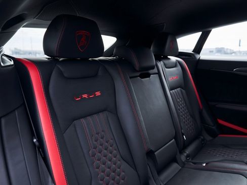 Used 2024 Lamborghini Urus Performante image 51