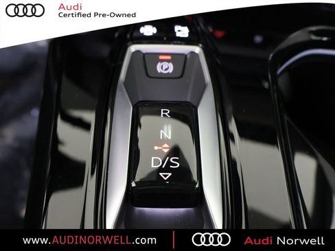Certified 2025 Audi Q5 Premium Plus AWD/4WD image 4