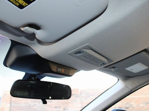 Used 2025 Nissan Kicks SV image 24