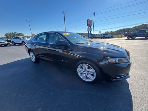 Used 2015 Chevrolet Impala LS w/ LS Convenience Package image 8