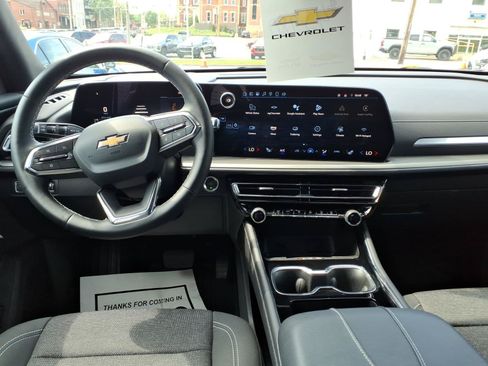 Certified 2025 Chevrolet Traverse LT w/ LPO, Floor Liner Package AWD/4WD image 15