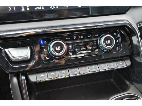 Used 2023 GMC Sierra 1500 AT4X AWD/4WD image 27