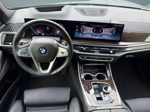 Used 2026 BMW X7 xDrive40i AWD/4WD image 28