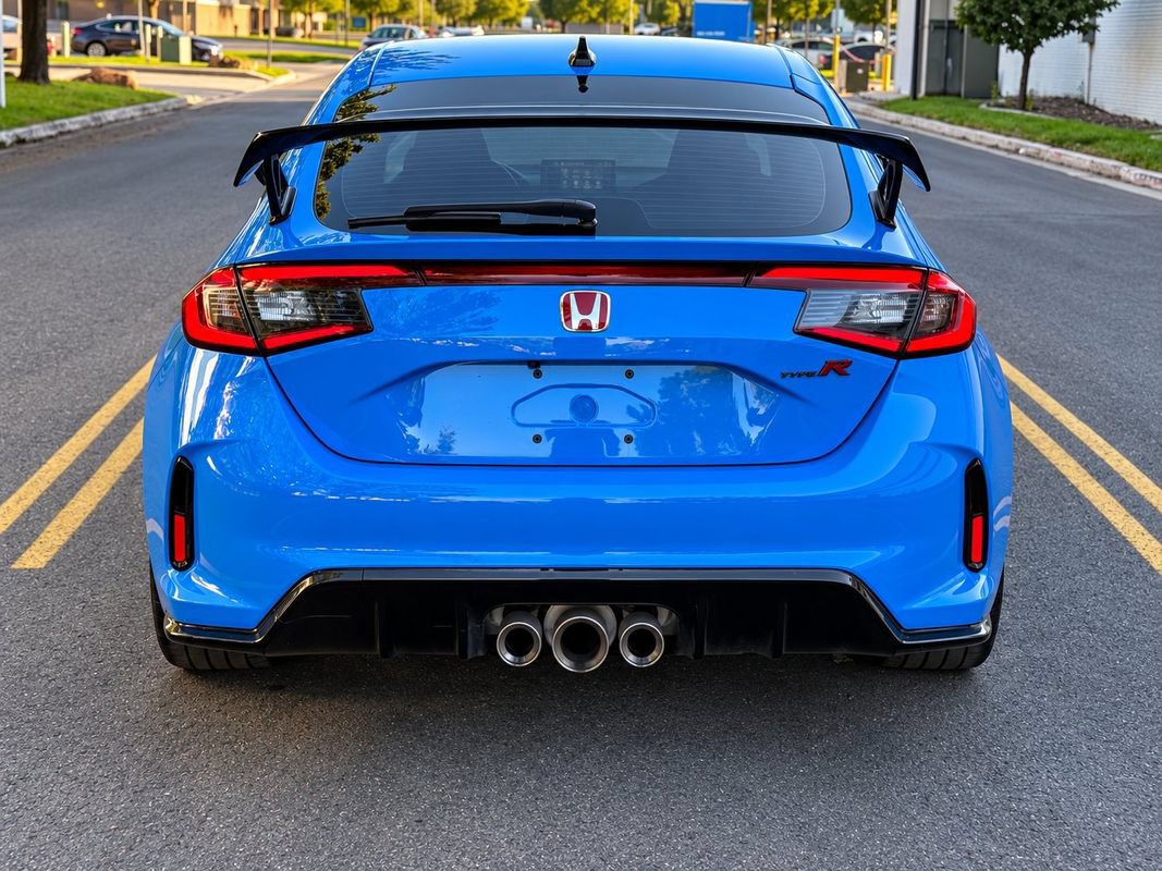 Used 2023 Honda Civic Type R image 6