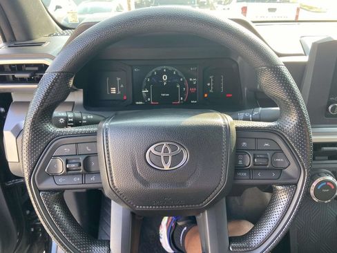 Used 2024 Toyota Tacoma SR5 AWD/4WD image 34