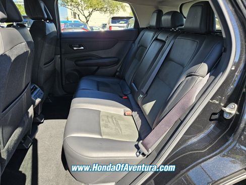 Used 2024 Nissan Ariya FWD image 7