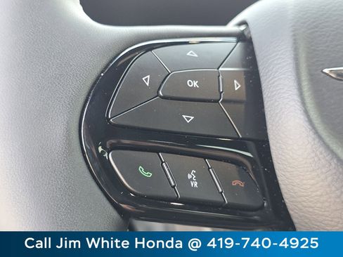 Used 2024 Chrysler Pacifica Touring-L w/ S Appearance Package image 27