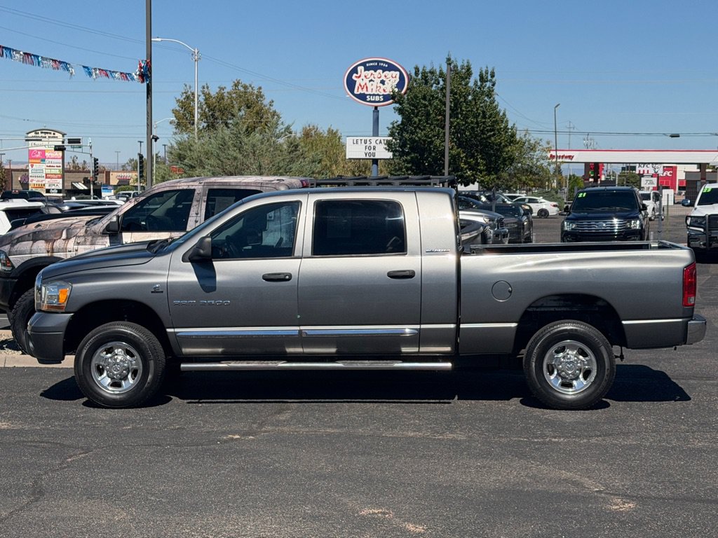 Used 2006 Dodge Ram 2500 Truck Laramie AWD/4WD image 2