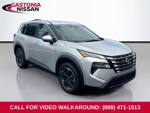 Used 2025 Nissan Rogue SV FWD image 1