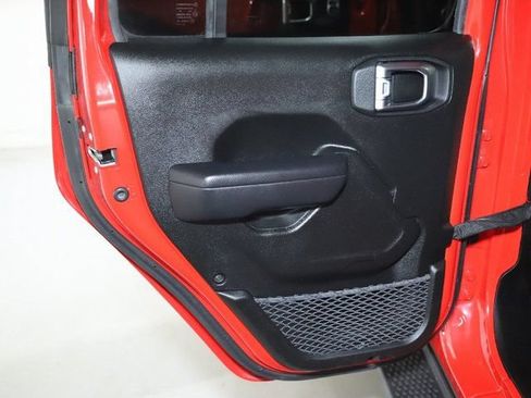 Used 2024 Jeep Wrangler Unlimited Sport AWD/4WD image 16