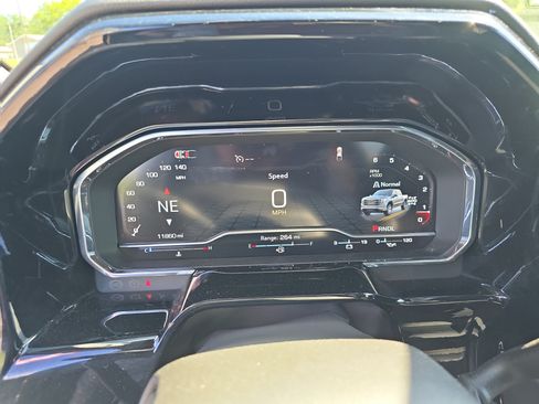 Used 2025 GMC Sierra 1500 Elevation AWD/4WD image 22