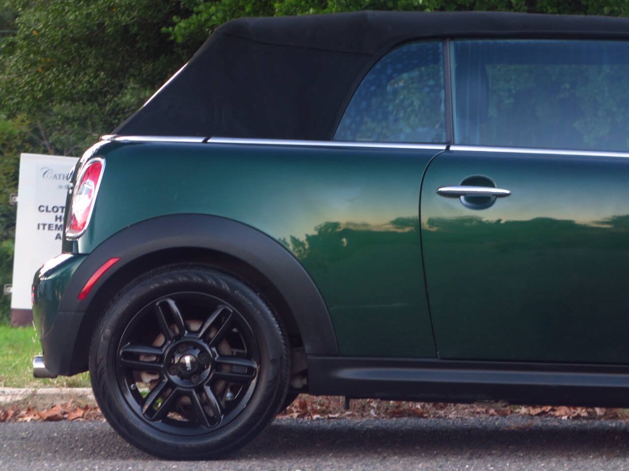 Used 2015 MINI Cooper Convertible FWD image 30