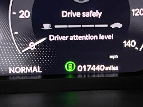 Used 2024 Honda Pilot Elite image 17