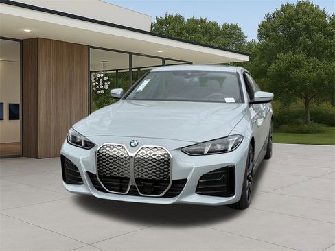 New 2026 BMW i4 eDrive40 w/ M Sport Package image 3