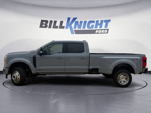 Used 2026 Ford F450 Platinum AWD/4WD image 2